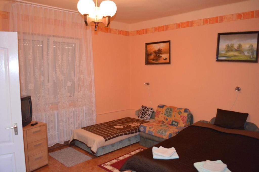 Istvan Vendeghaz Hotel Egerszalok Ngoại thất bức ảnh
